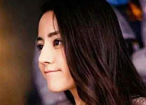 娱乐圈吃瓜文件迪丽热巴,娱乐圈的甜蜜瓜果,揭秘她的星途历程